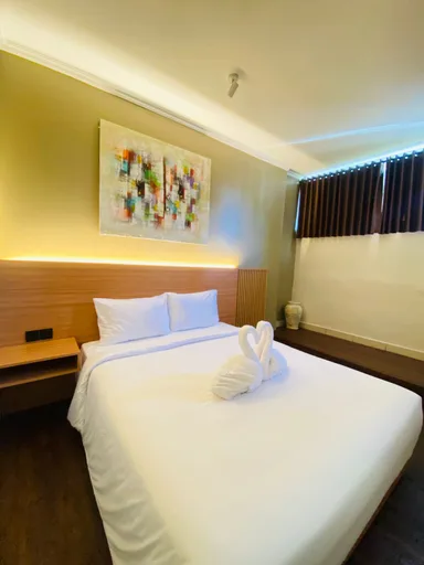 غرفة قياسية بحمام مشترك، Lovina Central Hostel 1/4