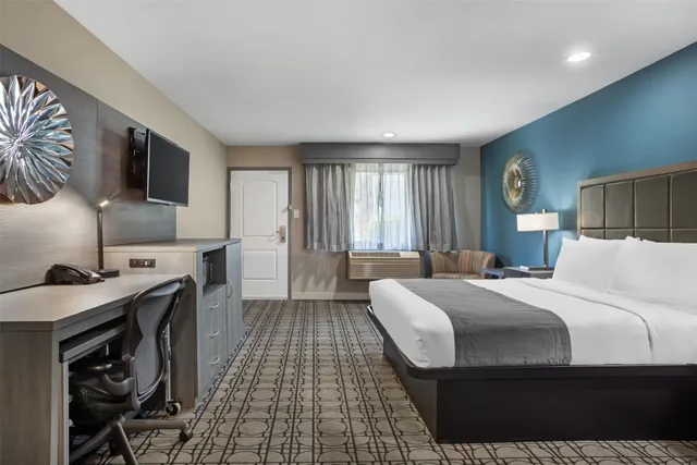 غرفة بسرير كوين، Best Western Big Country Inn 2/9