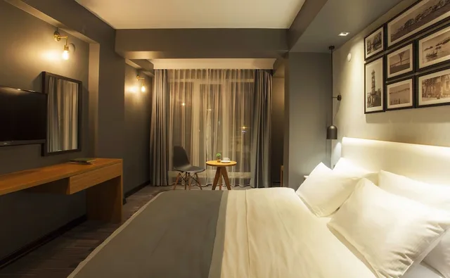 غرفة ديلوكس بسرير مزدوج أو سريرين منفصلين بإطلالة على المدينة للمدخنين، Hotel Cura 3/5