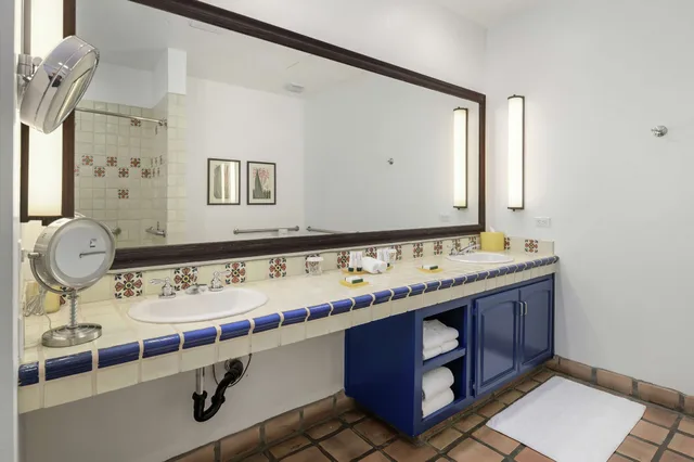 غرفة بسرير كينج، La Quinta Resort & Club, Curio Collection by Hilton 6/6
