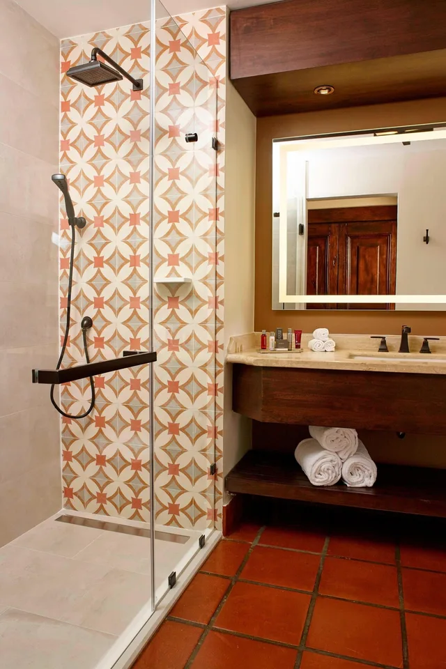 Room, King Bed, Mountain View, Costa Rica Marriott Hotel Hacienda Belen 5/6