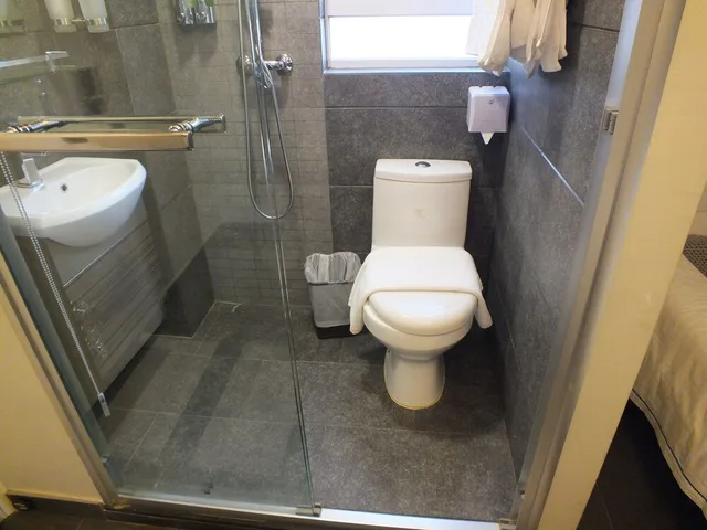 غرفة رباعية بسريرين مزدوجين، Seasons Hotel - Tsim Sha Tsui 7/8
