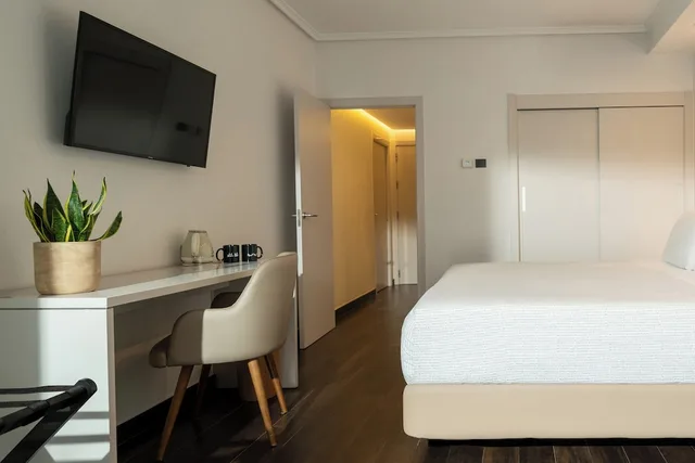 Innside, Twin Beds, King Bed, Harbour View, Sofa، Innside By Melia Alicante Porta Maris 7/10