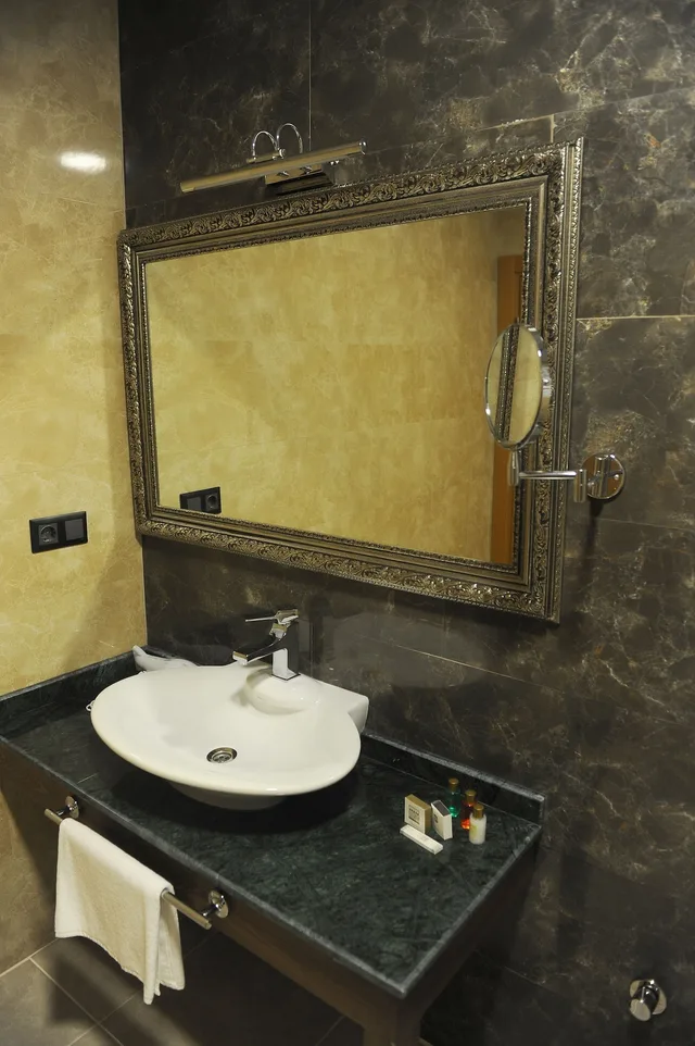 غرفة قياسية بسرير مزدوج، Neba Royal Hotel 3/3