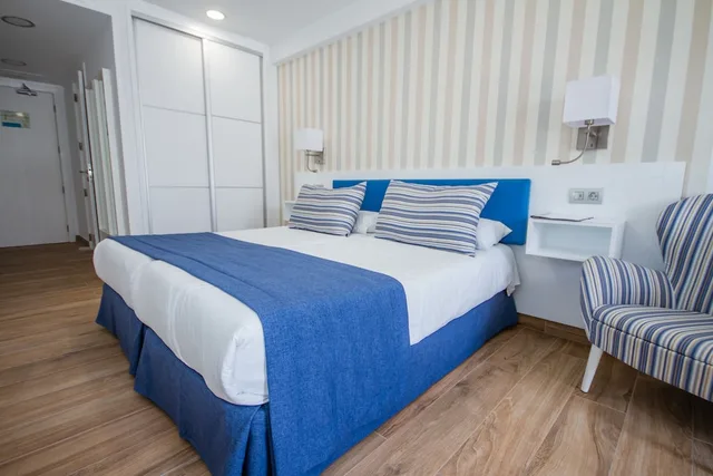غرفة سوبيريور بسرير مزدوج بشرفة بإطلالة جزئية على البحر، IG Nachosol Atlantic & Yaizasol by Servatur - Adults Only 3/10