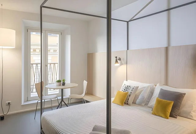جناح تنفيذي بإطلالة على الحديقة بشرفة، Camplus Hotel Roma Centro 1/1