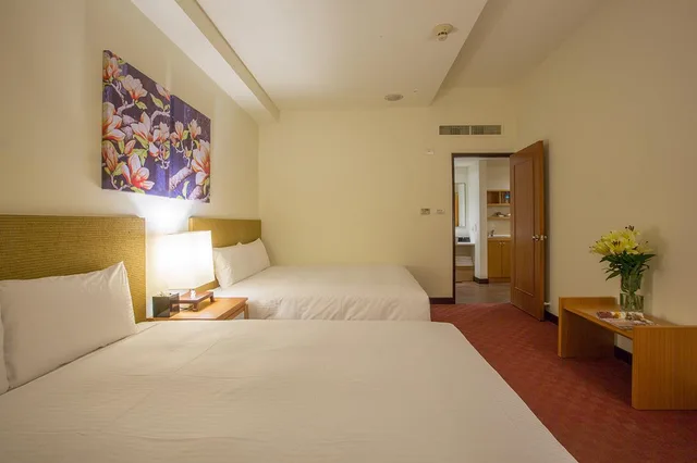 غرفة ديلوكس رباعية، Guide Education Culture Hotel Kaohsiung Museum of Fine Arts 1/2