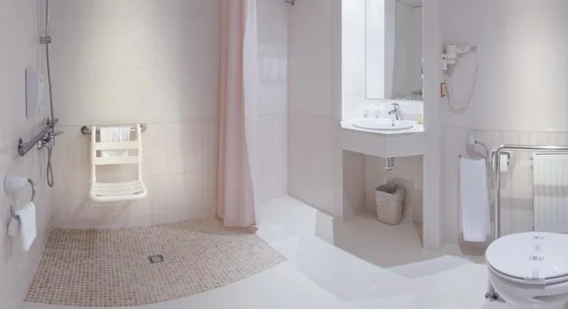 غرفة قياسية بسرير مزدوج أو سريرين منفصلين، GHT Oasis Tossa & Spa 2/2