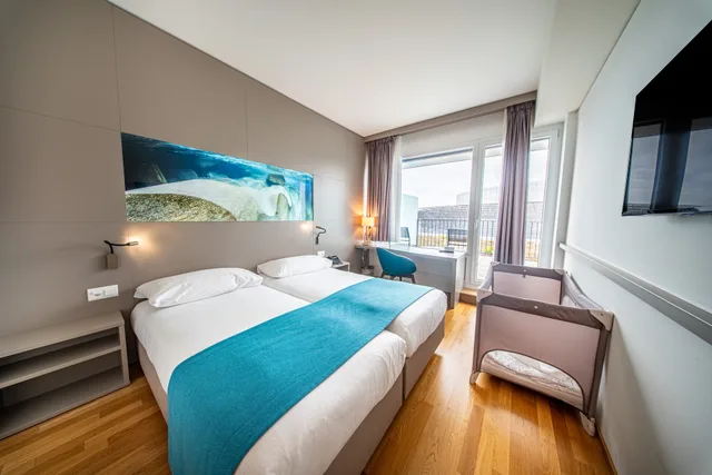 غرفة سوبيريور بشرفة، Aquatis Hotel 2/3