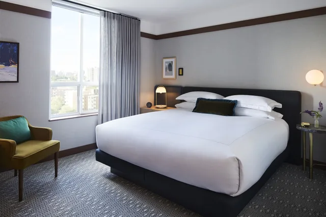 Studio, Suite, King Bed, Kimpton Saint George Hotel 1/6