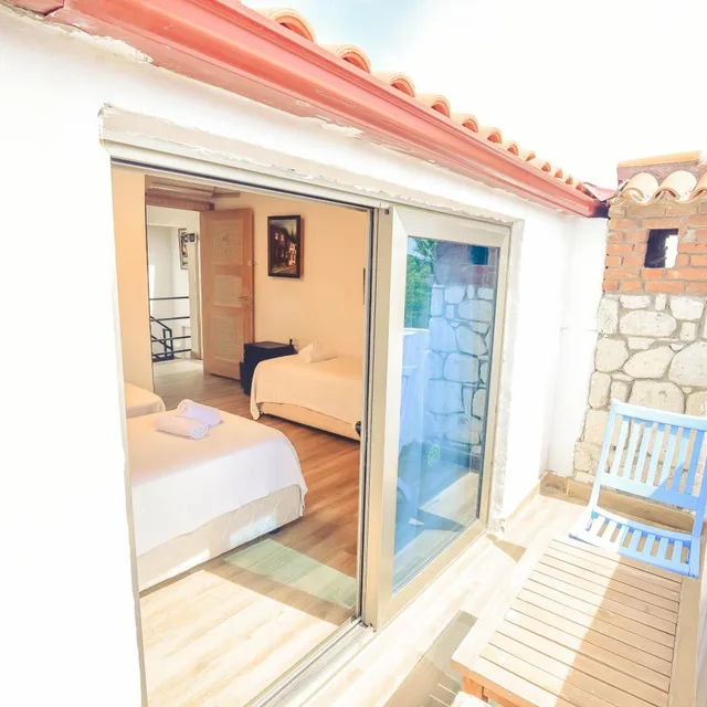 غرفة ثلاثية بشرفة، Alacati Asmali Konak Hotel 8/10