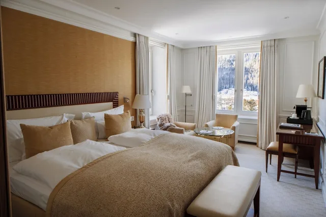 غرفة ديلوكس بسرير كينج، Grand Hotel Kronenhof 2/6