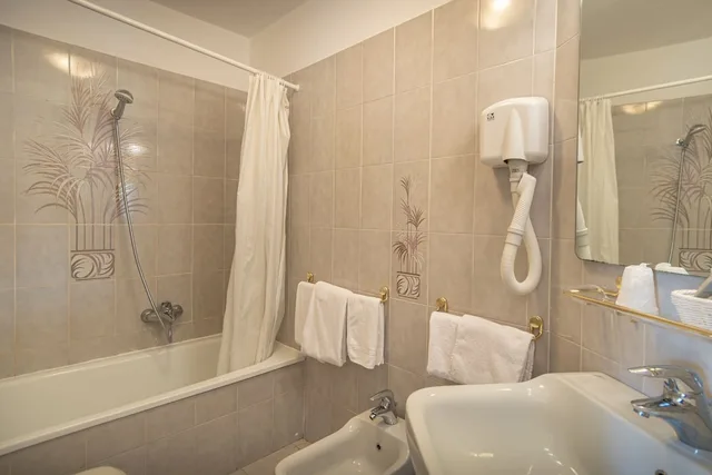 غرفة سوبيريور بسريرين منفصلين، Hotel Umbra 1/2