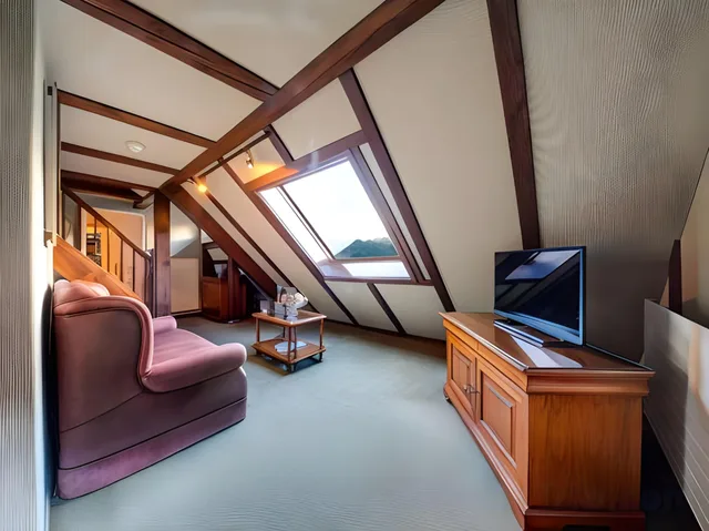 Junior Suite, Queen Bed, Mountain View, Hotel Regina Wengen 1/1