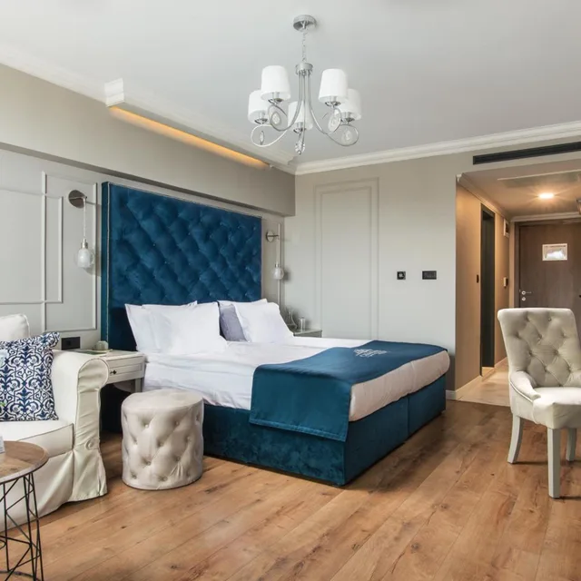 Deluxe, King Bed, Lateral Side Sea View, Balcony، Casa di Fiore SPA and Medical Hotel 1/8