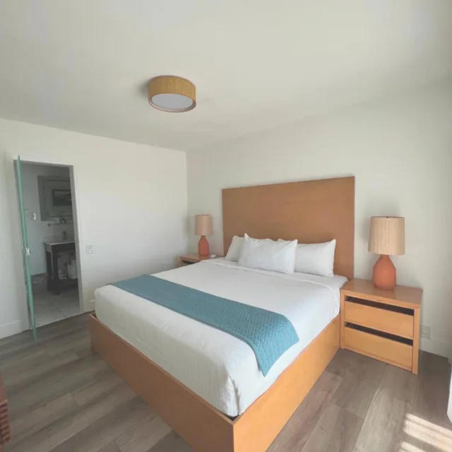 جناح بإطلالة على البحر مع أريكة، Capri Laguna Inn On the Beach 1/4