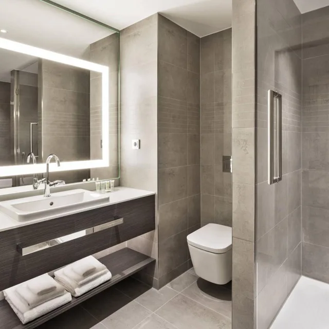 جناح جونيور مع أريكة، Courtyard Hamburg City 4/6