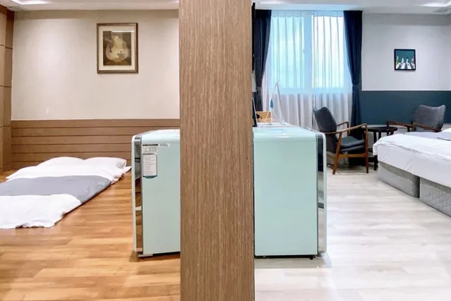 غرفة عائلية بفراش فوتون بإطلالة على المدينة، Galaxy Hotel 5/8