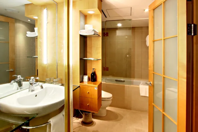 جناح تنفيذي بسرير كوين، The Grand Hotel Daegu 6/7