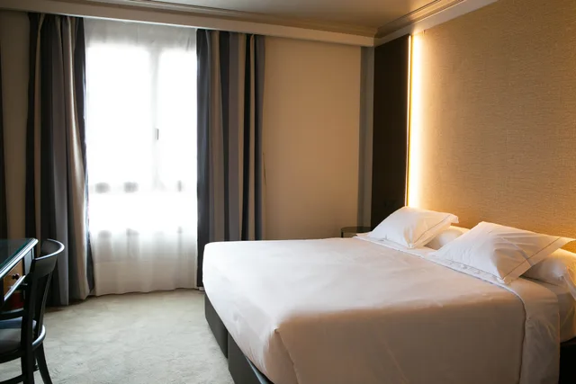 غرفة سوبيريور بسرير كينج، Hotel Sercotel Ciudad de Oviedo 2/3