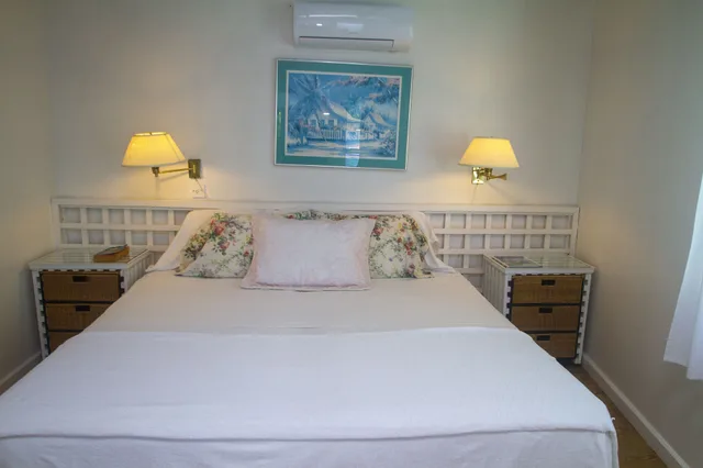 1 Bedroom, Villa, King Bed, Beach Front، Bequia Beachfront Villa Hotel 2/3