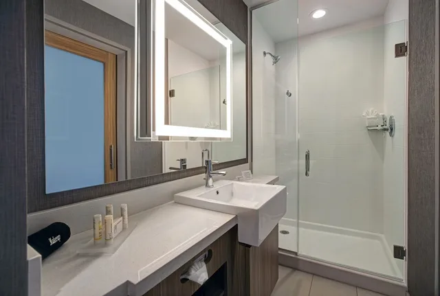 استوديو بسريرين كوين لذوي الإعاقة، SpringHill Suites by Marriott Franklin Cool Springs 4/5