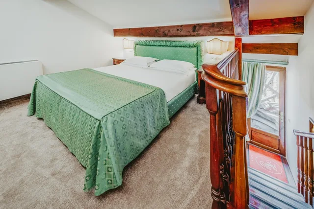 جناح جونيور بشرفة مع أريكة، Hotel Giorgione 1/7