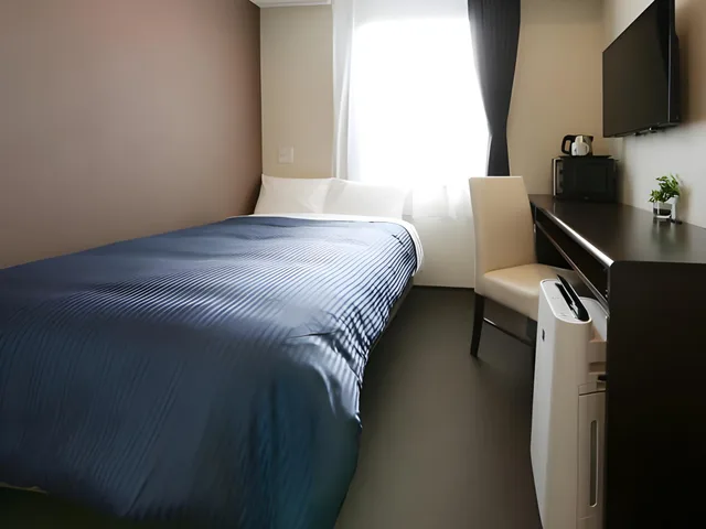Room, Single, Semi Double Bed, Smoking، Hotel Livemax Kayabacho 2/3
