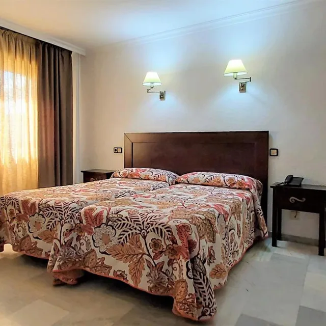 غرفة بسرير مزدوج أو سريرين منفصلين، Averroes 6/10