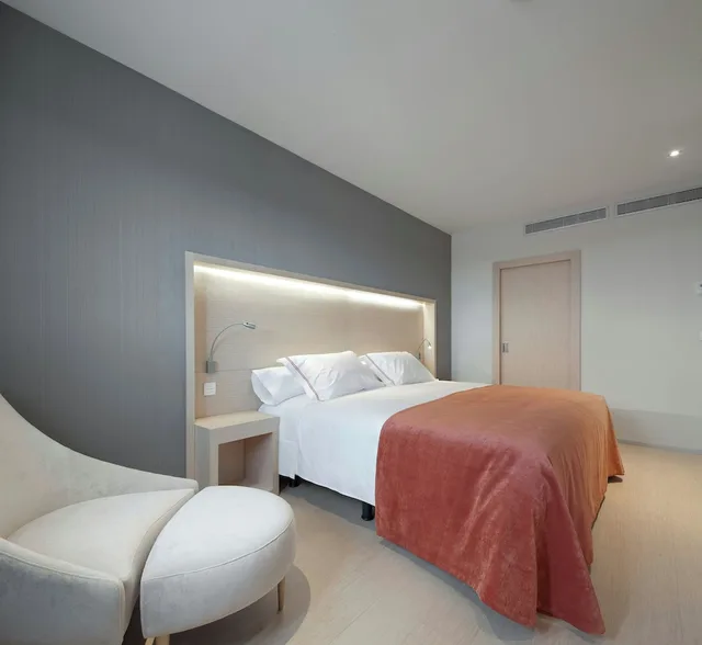 جناح جونيور بسرير كوين، Sercotel Hola Tafalla 2/6