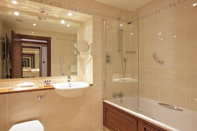 غرفة قياسية بسرير مزدوج، Macdonald Crutherland House 2/2