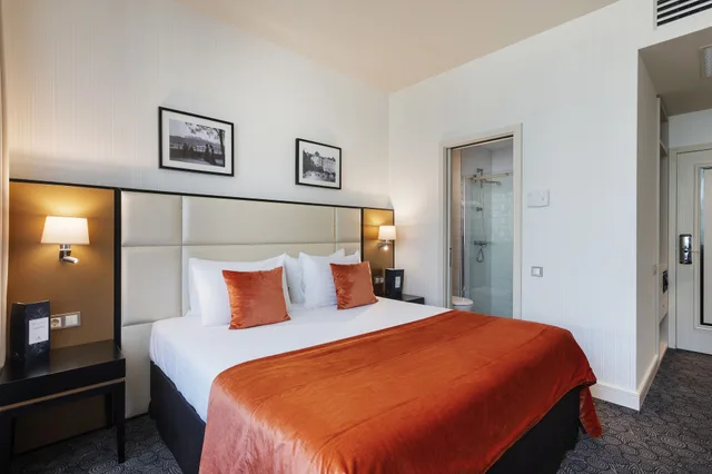 Superior, Twin Beds, Eurostars Danube Budapest 1/4
