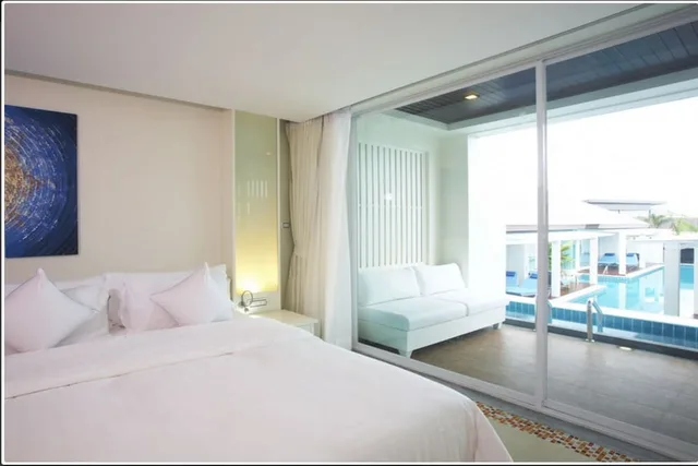 Deluxe Pool Access، Samui Resotel Beach Resort 2/6
