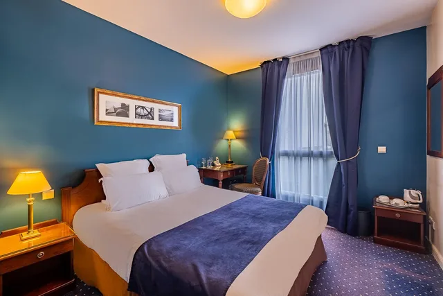 Nelson, Double Bed، Amiral Hotel 2/2