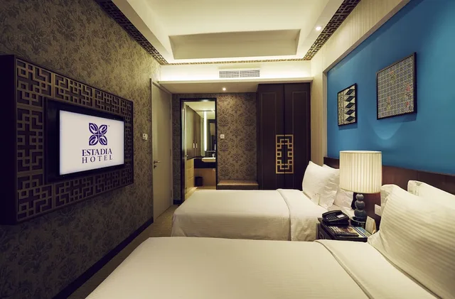 2 Bedrooms, Estadia, Deluxe, Suite, Double and Twin Beds, City View، Estadia Hotel 1/2