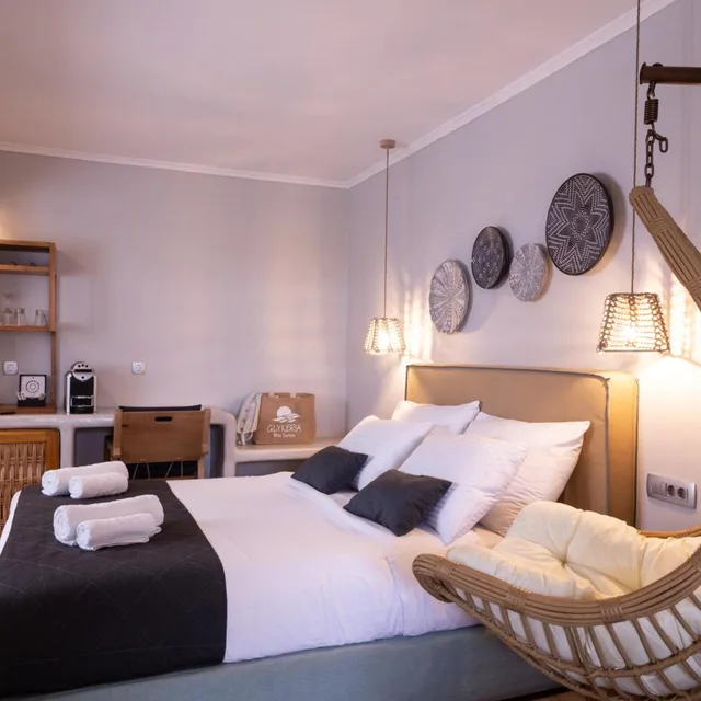 جناح بإطلالة على البحر بشرفة، Glykeria Mini Suites 2/10