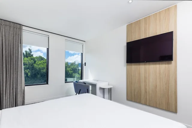 Oaks Cairns Hotel، كيرنز، كوينزلاند 18/93