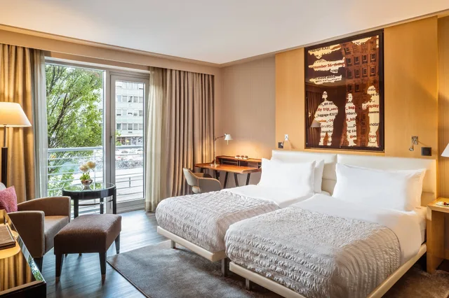 غرفة تنفيذية بسريرين منفصلين، Le Meridien Munchen 4/9