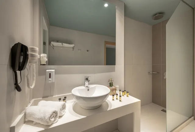 غرفة قياسية بسرير مزدوج في الملحق، Arina Beach Resort 3/5