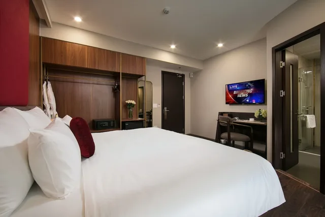 Deluxe, Double or Twin Bed, City View, Hanoi L Heritage Diamond Hotel Spa 2/10