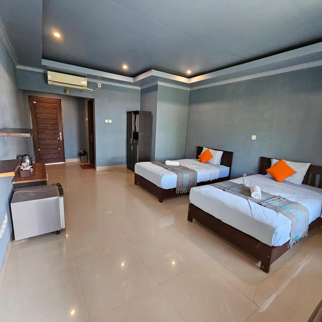 غرفة ديلوكس بسريرين منفصلين بإطلالة على البحر، Ridho Malik Hotel 4/8