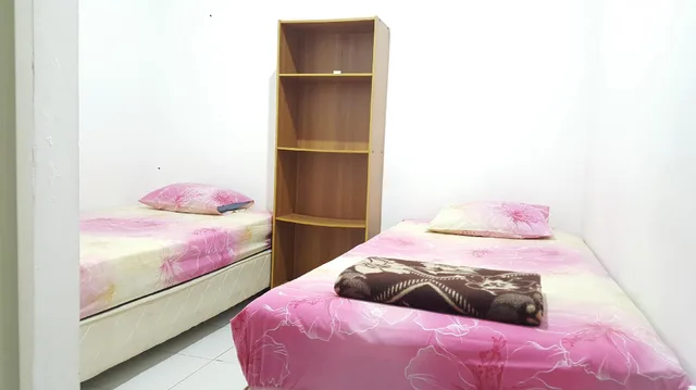 غرفة بسرير فردي، Delta Inn 1/2