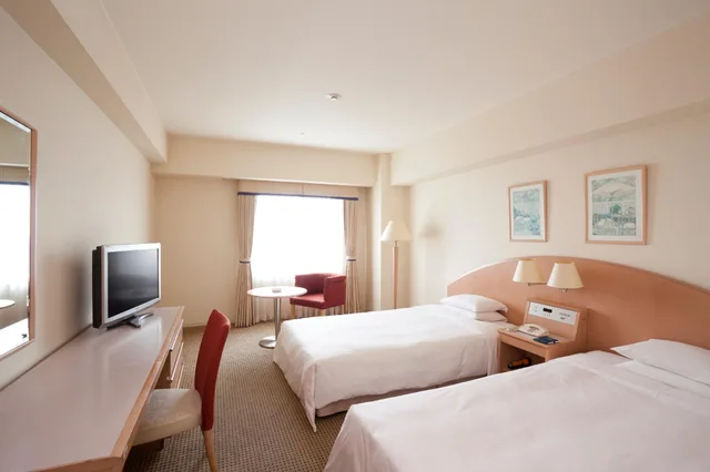 Semi Room, Moderate, 2 Semi Double Beds, Smoking، Hotel Hewitt Koshien (ex Novotel Koshien Osaka West) 1/1