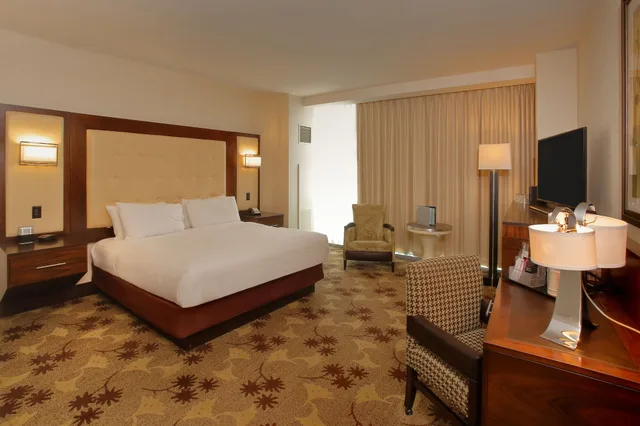 Spa, Premium, King Bed, Blue Tower, Smoking, Blue Chip Casino Hotel And Spa 4/5
