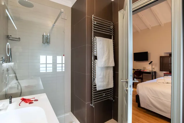 غرفة سوبيريور بسرير كوين، Albergo Etico Roma 3/3