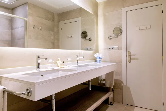 Renovated, Family, 4 Beds، El Avenida Palace 9/10
