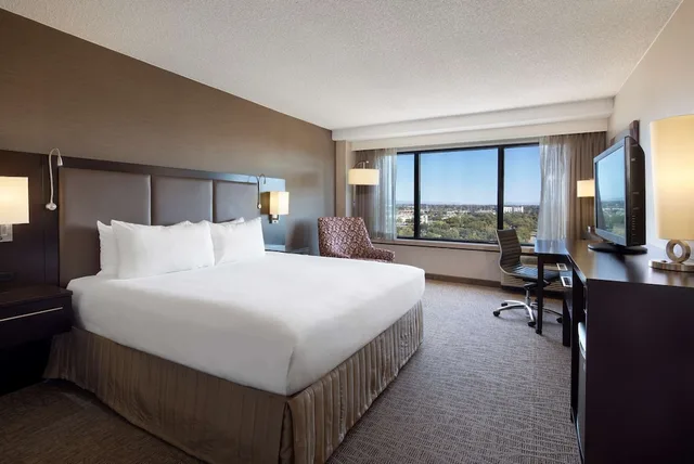 غرفة تنفيذية بسرير كينج، Sonesta San Jose 1/2