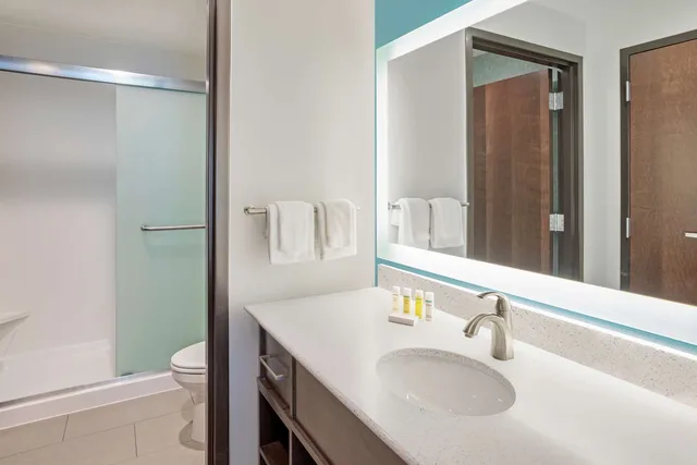 جناح استوديو بسرير كينج لذوي الإعاقة، Homewood Suites by Hilton Edina Minneapolis 3/5