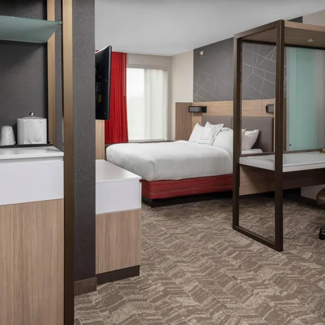 جناح بسرير كينج مع سرير سحّاب إضافي مع أريكة، Springhill Suites By Marriott Great Falls 1/4