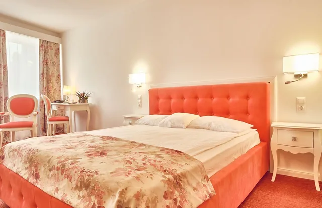 Palace of Parliament, Deluxe, Queen Bed, Parliament View، Continental Forum Bucharest Hotel 2/4